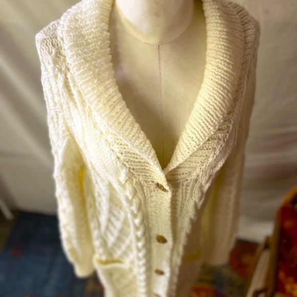 𝅺HANDMADE CABLE KNIT CARDIGAN SWEATER COAT - Picture 4 of 17